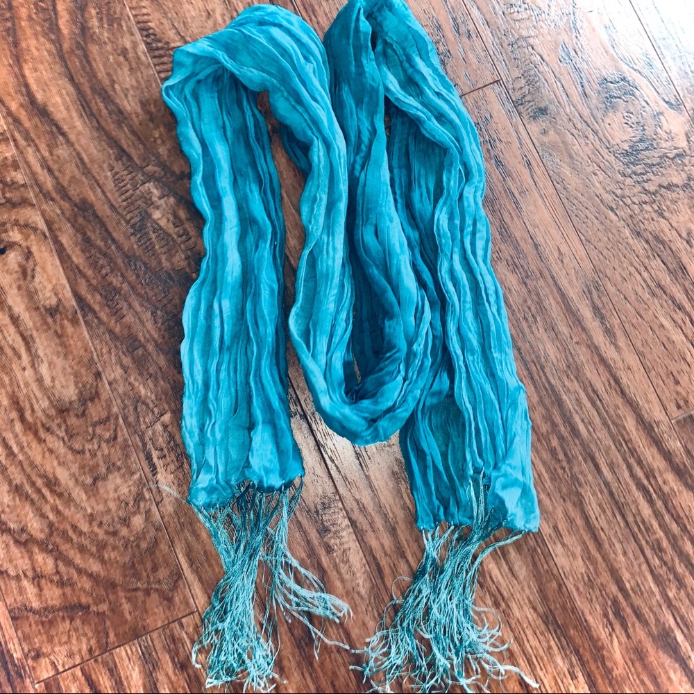Blue scarf